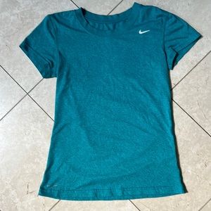 Nike sport shirt (women)